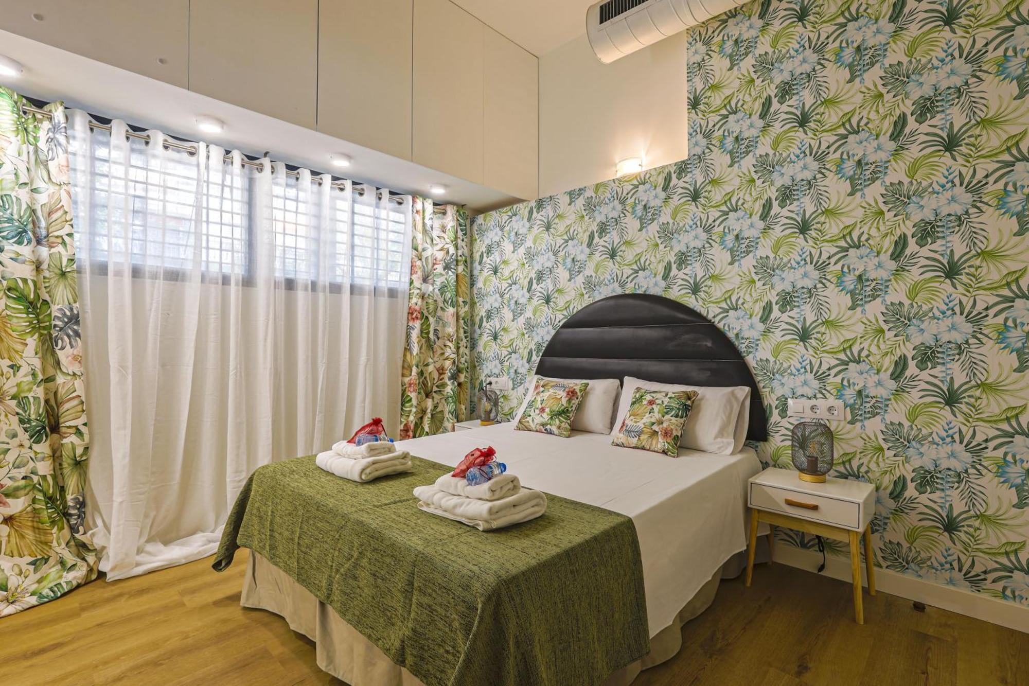 Alcam Les Corts Apartment Barcelona